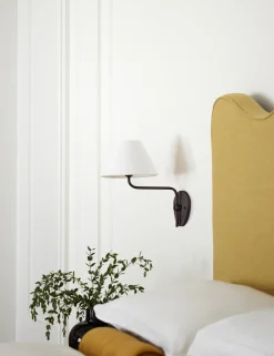Magdalene Single Sconce