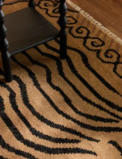 Makeda Hand-Knotted Wool Rug