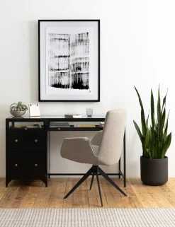 Malcom Desk