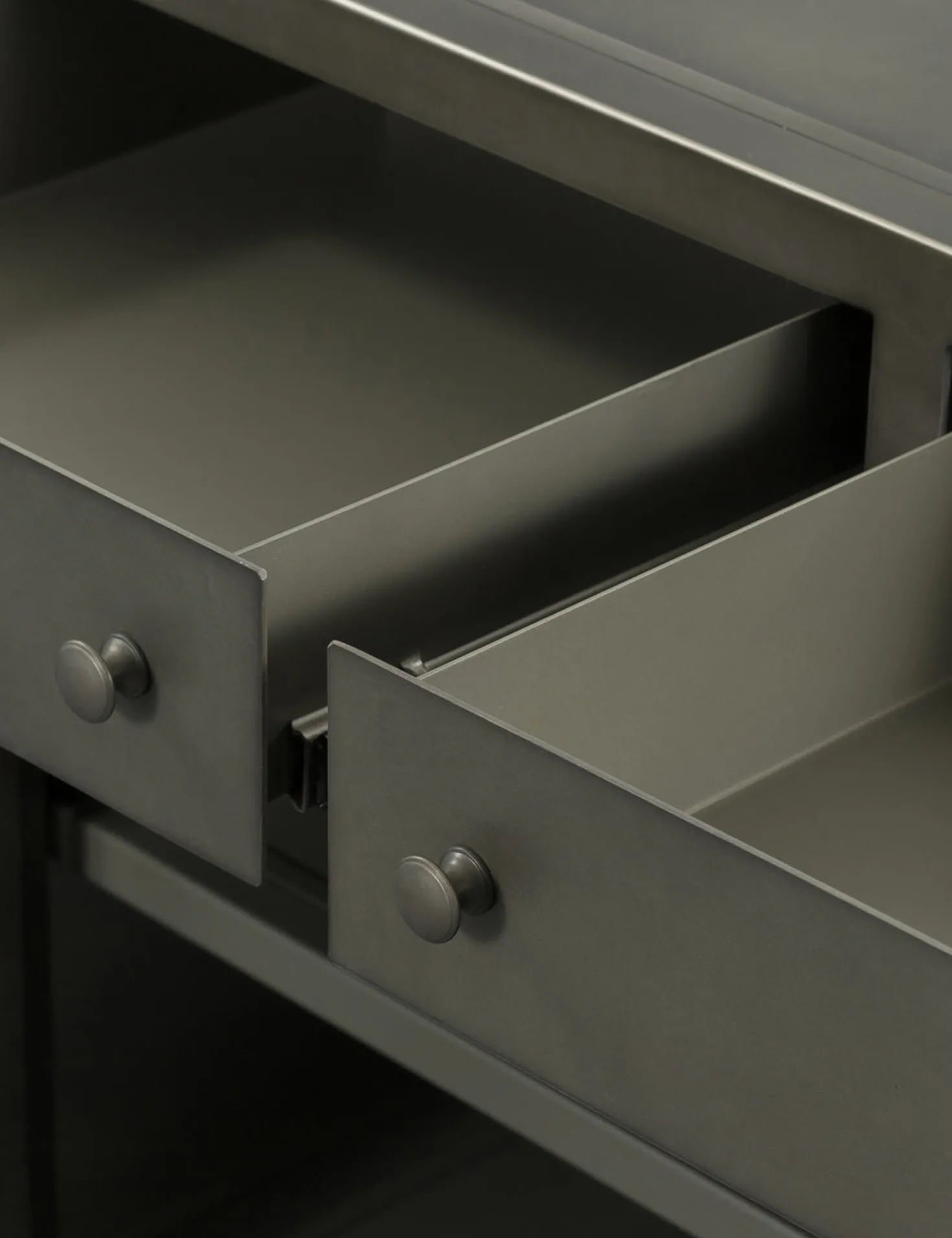 Malcom Media Console
