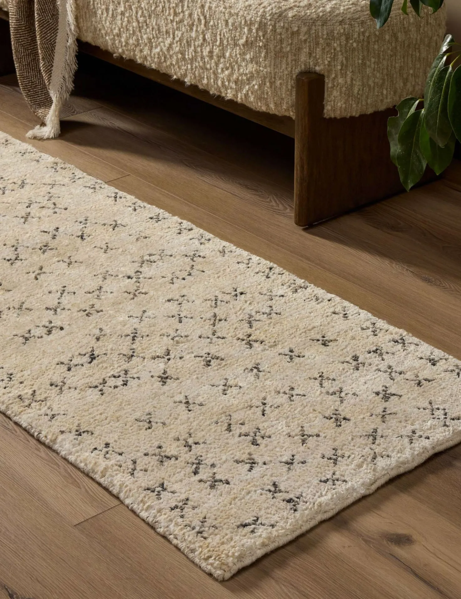 Manolya Hand-Knotted Jute Rug