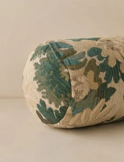 Mariata Pillow