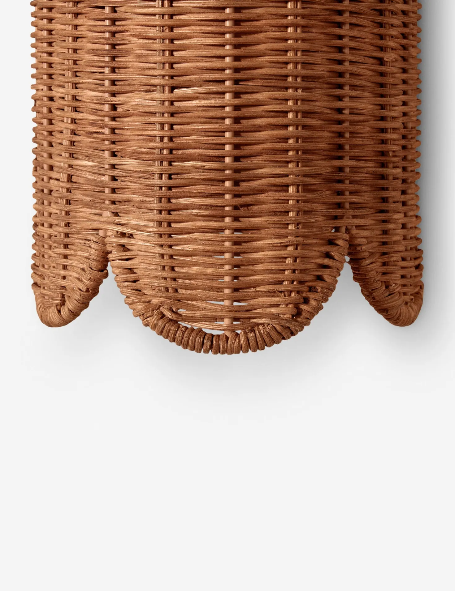 Marzo Sconce