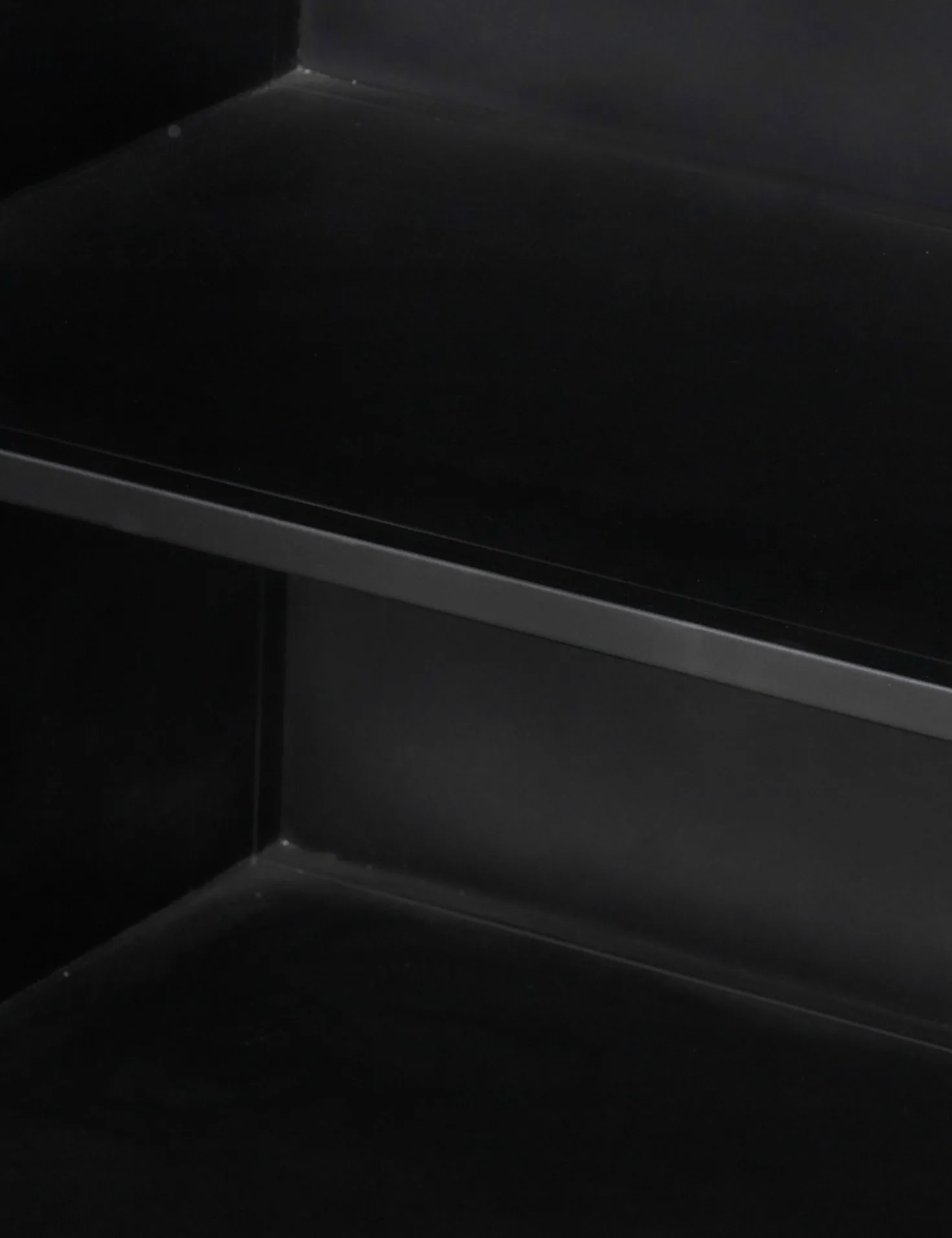Mathus Sideboard