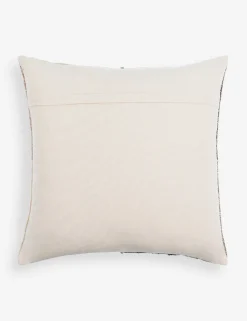 Mayhall Pillow