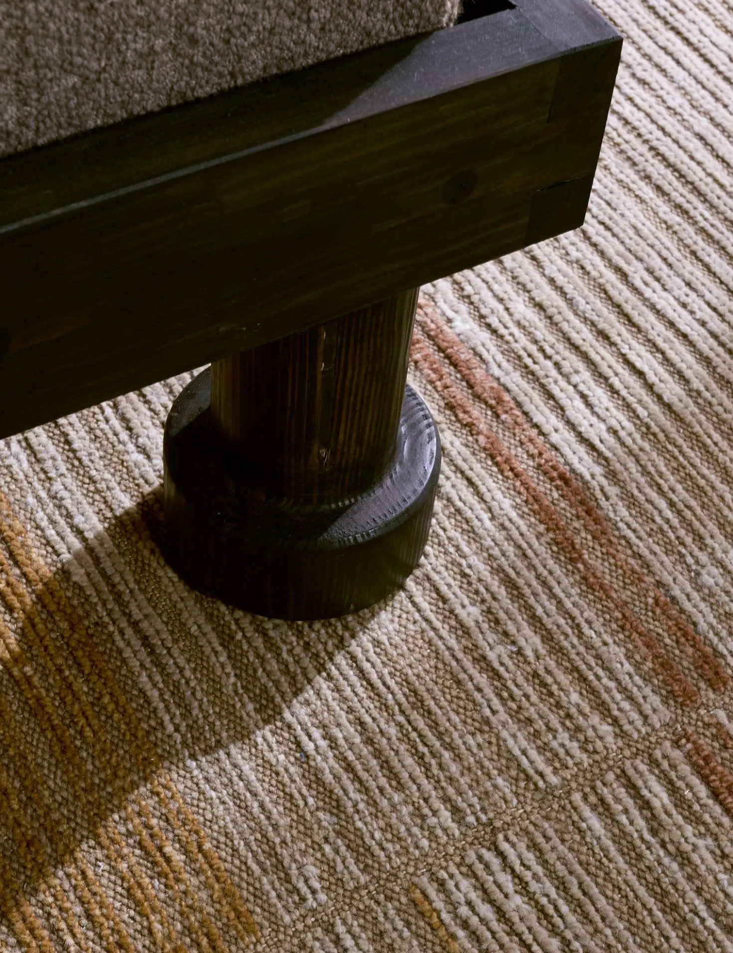 Merida Hand-Knotted Wool Rug