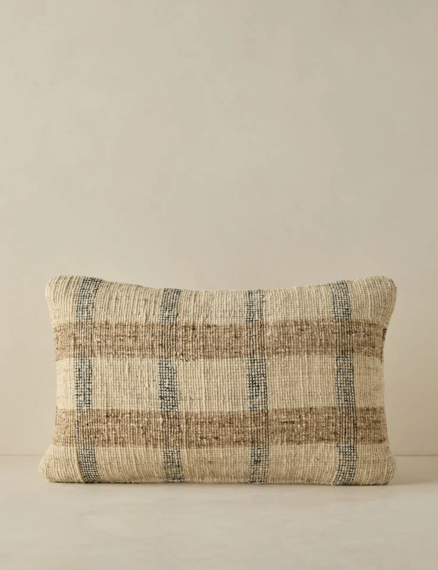 Messer Pillow