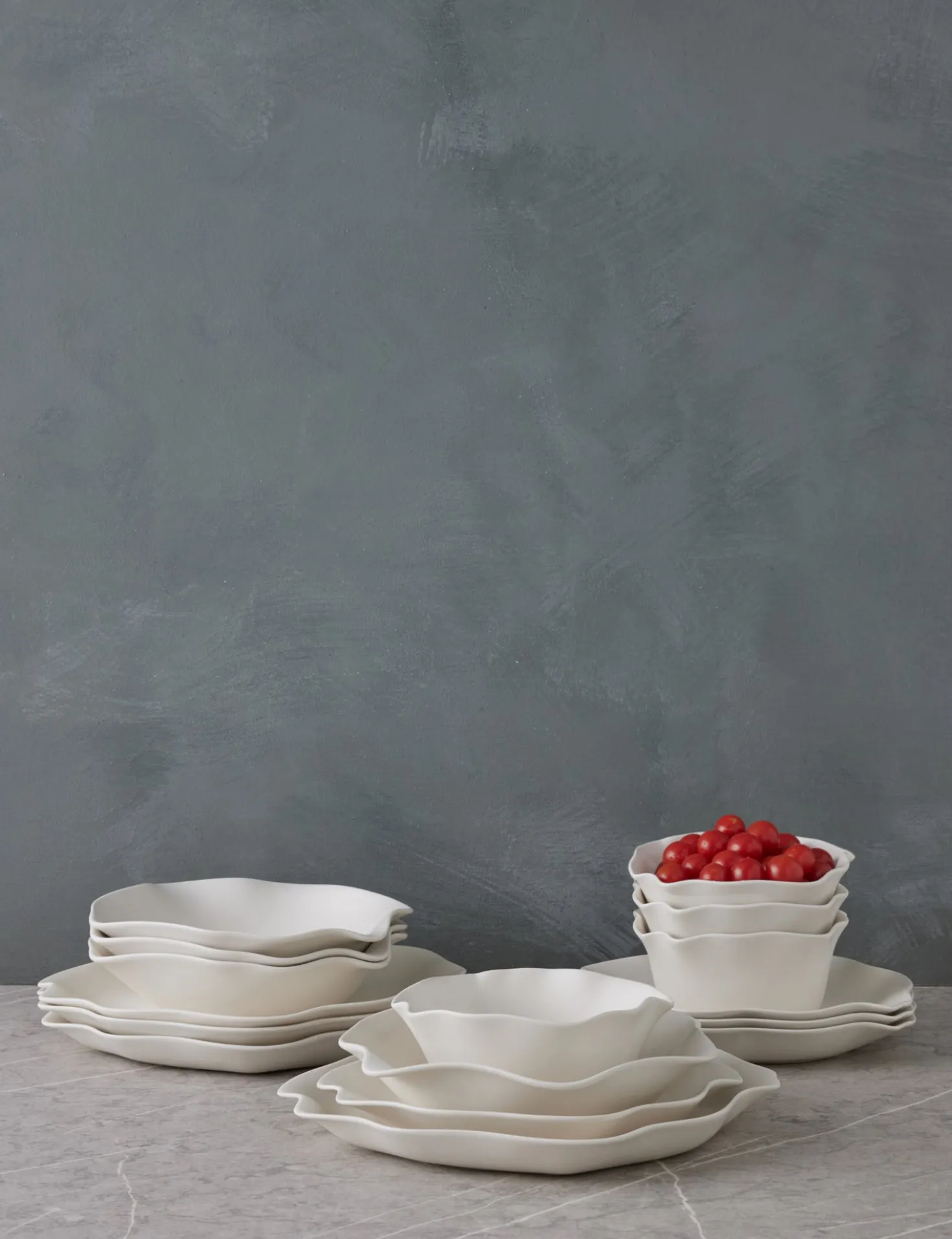 Nadia Satin-Matte Stoneware Dinnerware