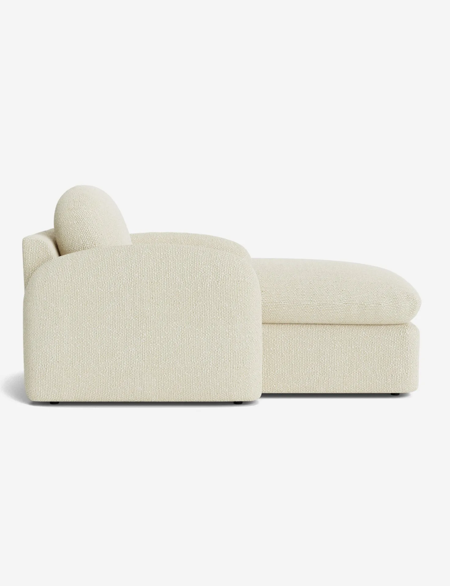 Neve Chaise by Aimee Song