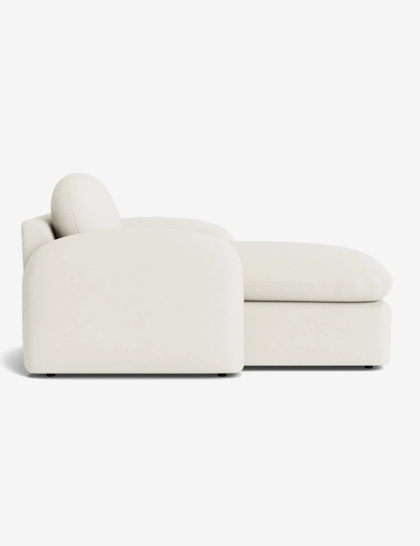 Neve Chaise by Aimee Song