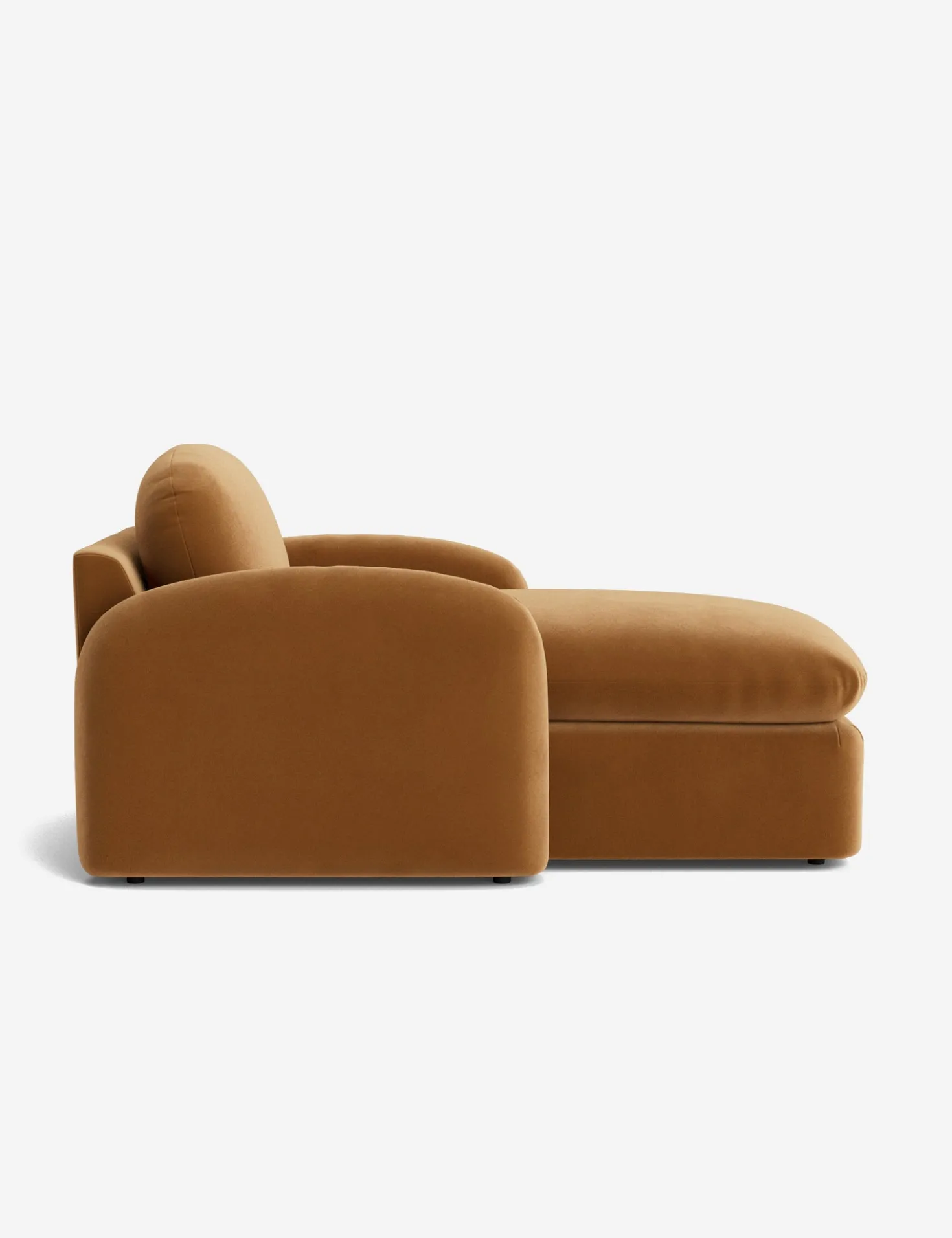Neve Chaise by Aimee Song