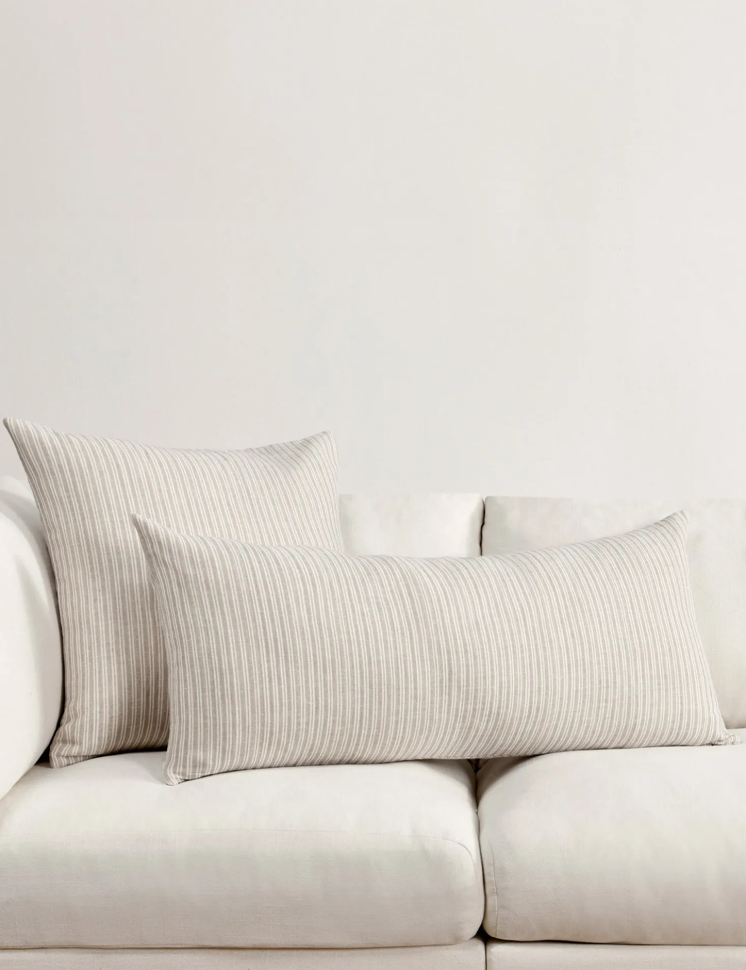 Nevya Pillow