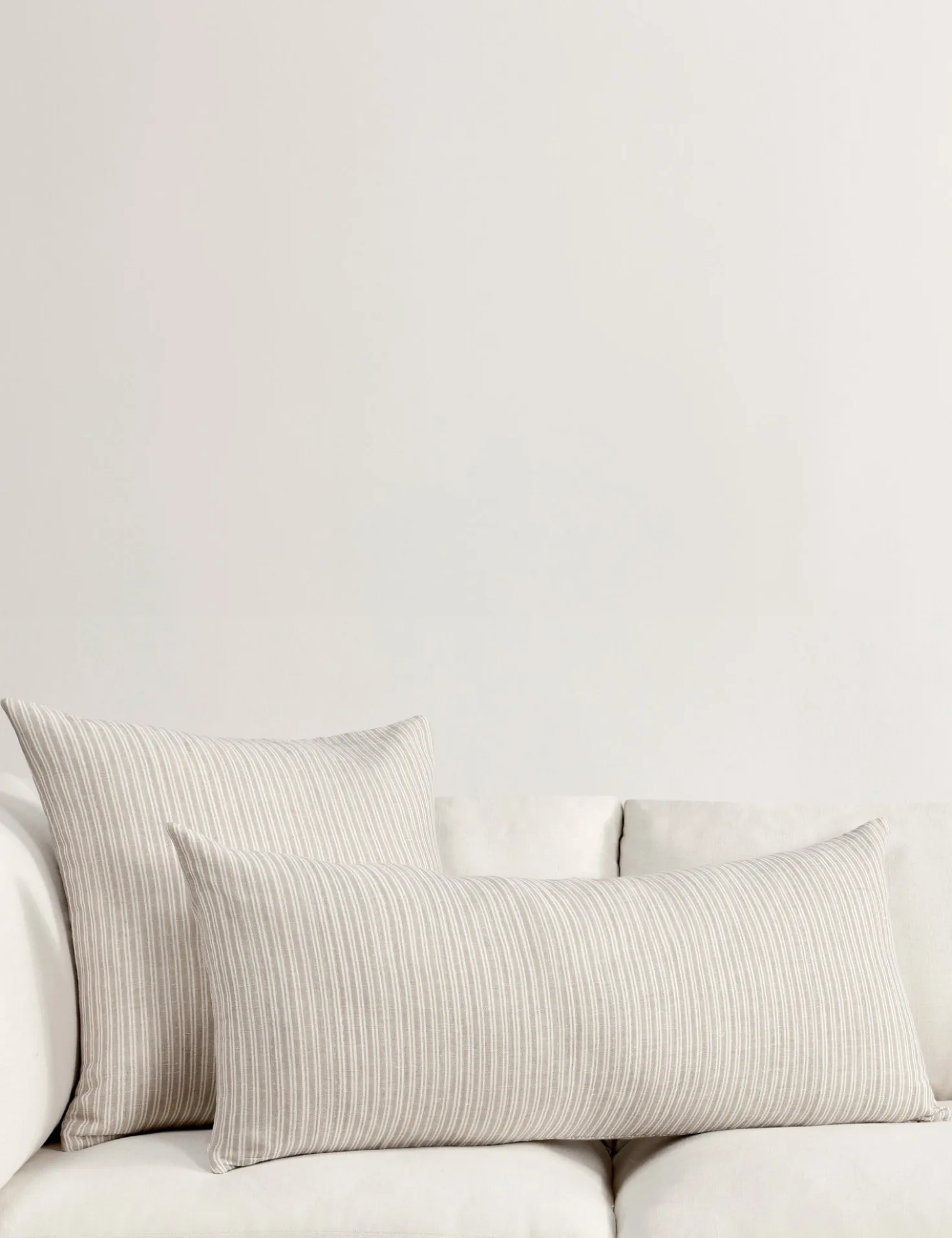 Nevya Pillow
