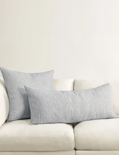 Nevya Pillow