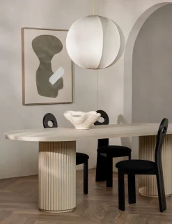 Nguyen Pendant Light