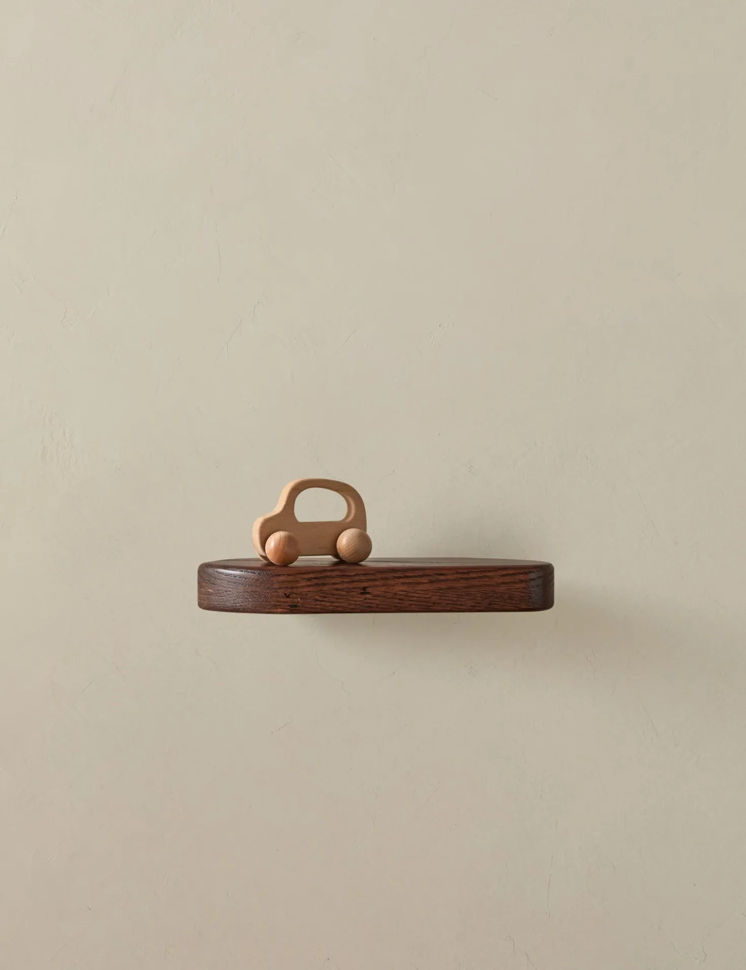 Nomi Shelf