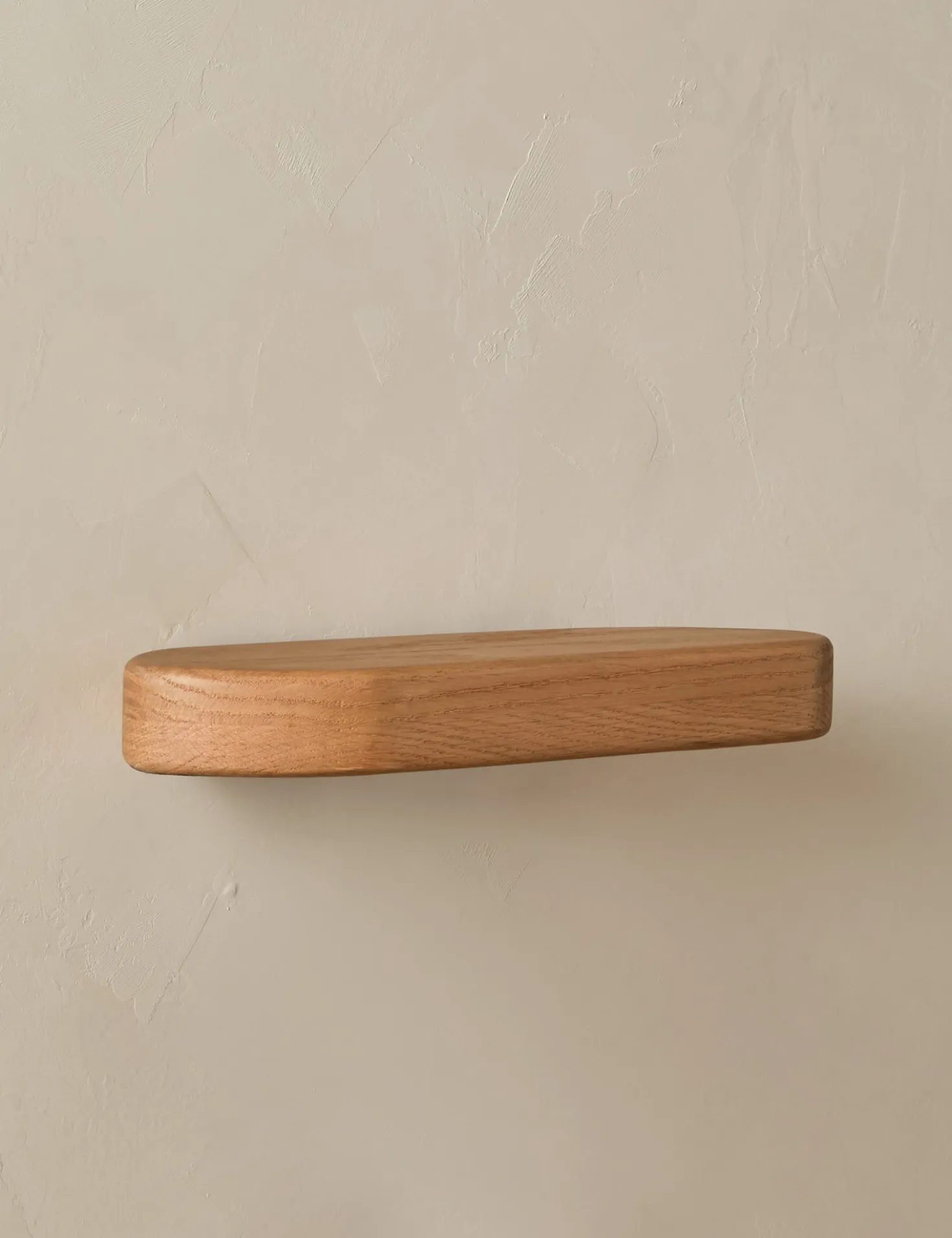 Nomi Shelf