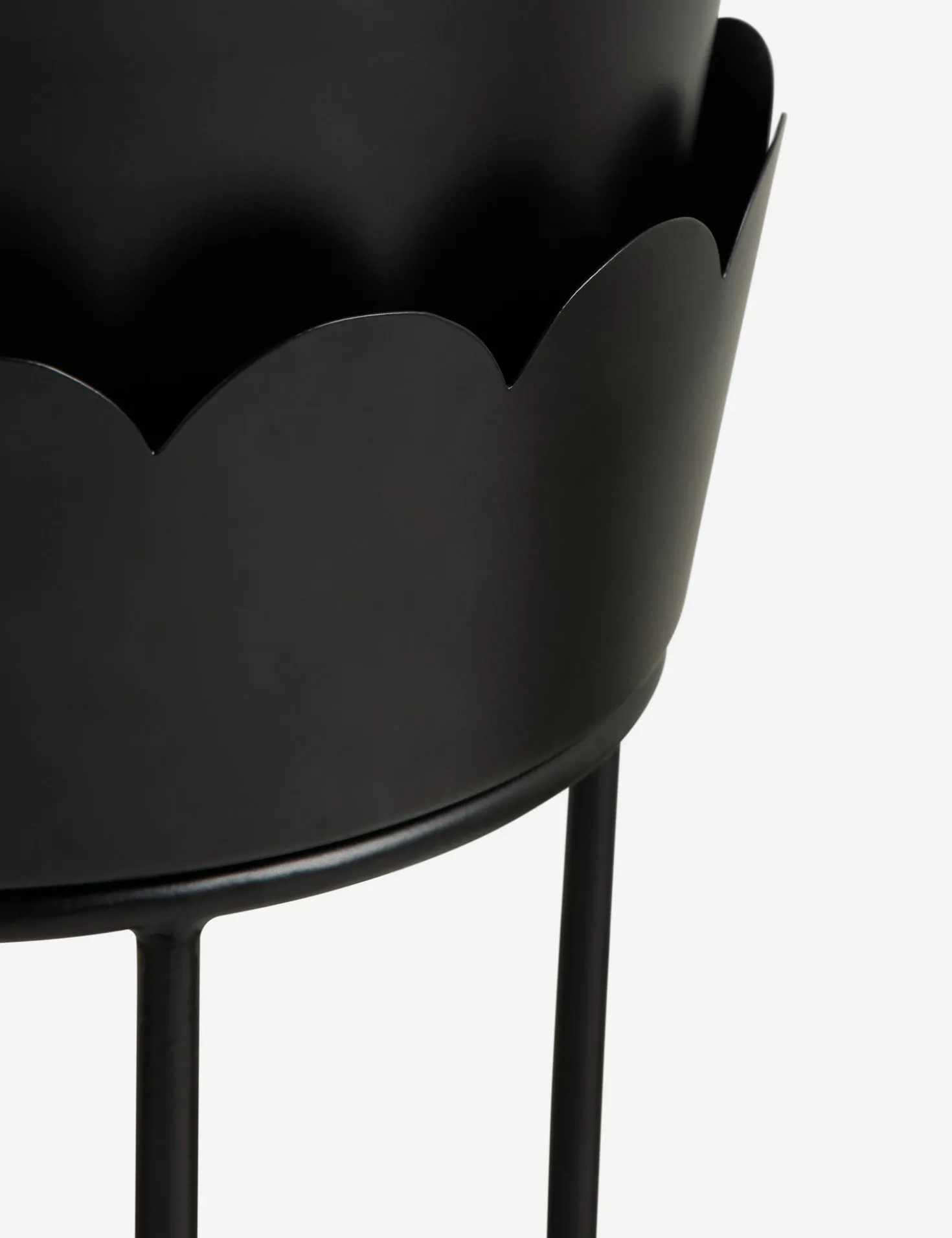 Onyx Indoor/Outdoor Planter