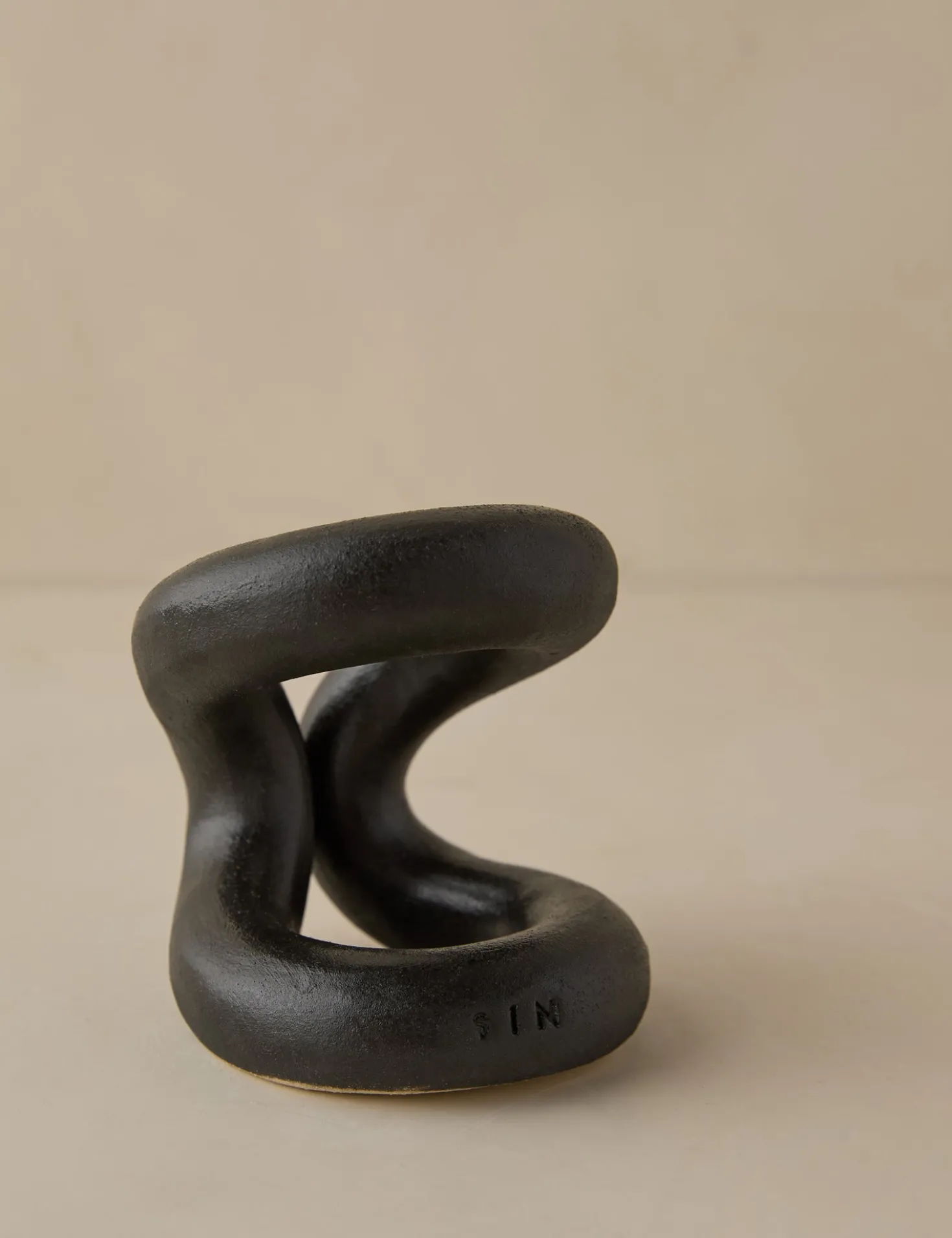 Ood Toothbrush Holder by SIN