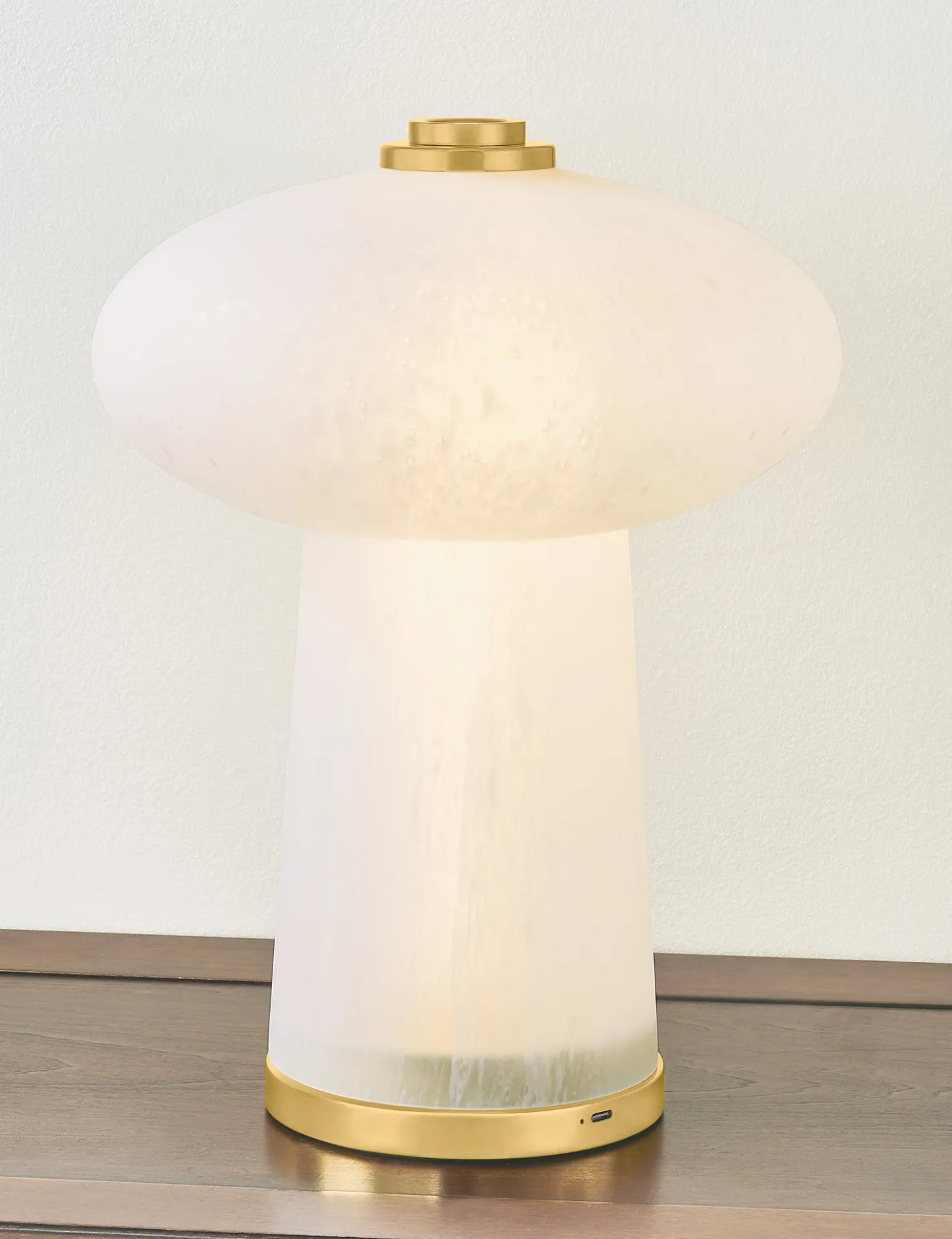 Ossana Cordless Table Lamp