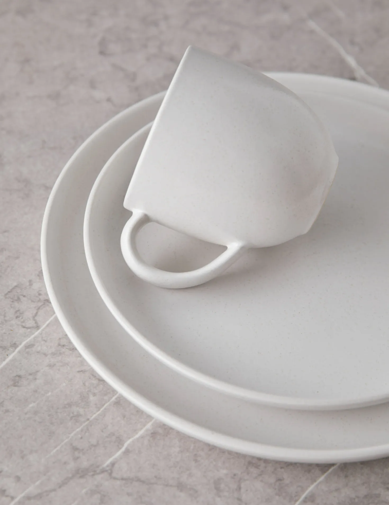 Pacifica Stoneware Dinnerware by Casafina