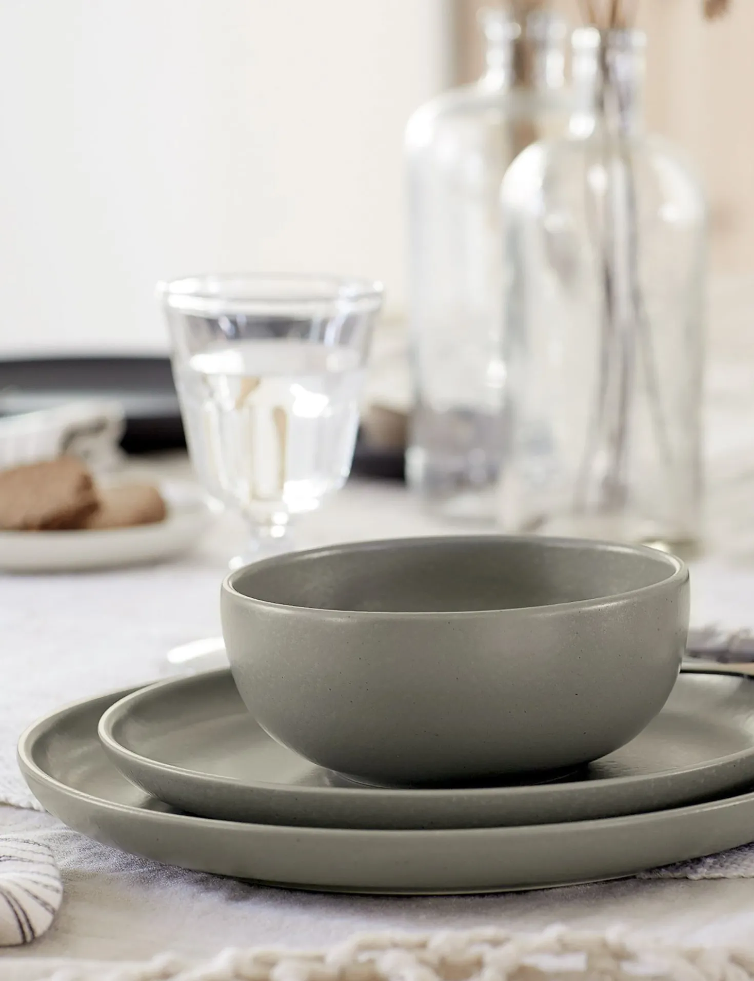Pacifica Stoneware Dinnerware by Casafina