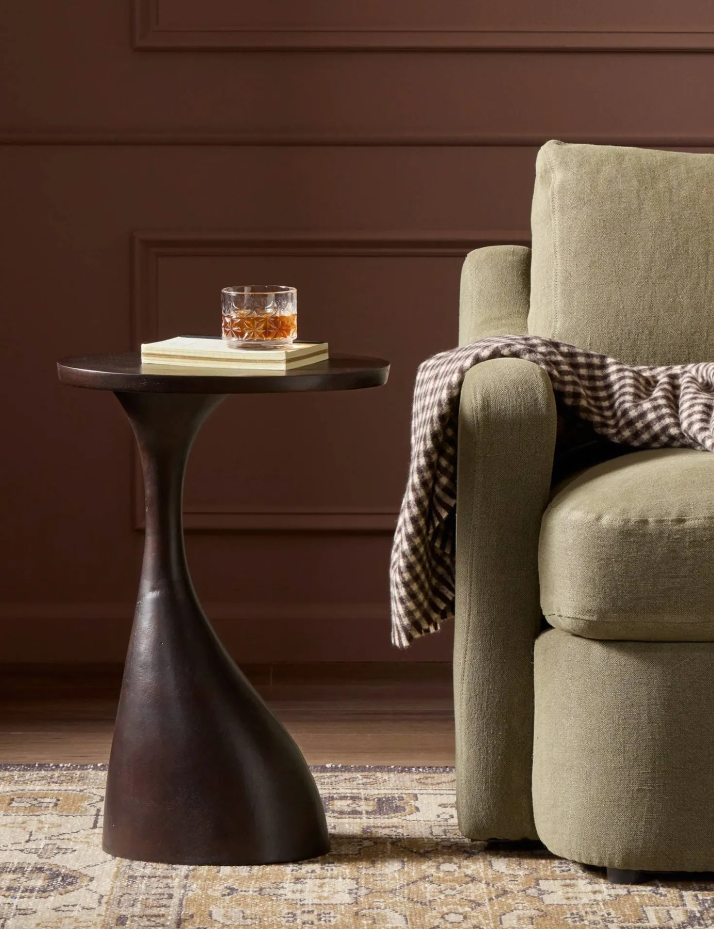 Pala Side Table