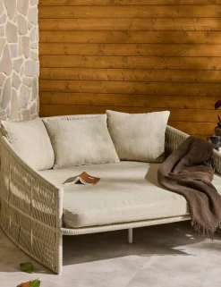 Parla Indoor / Outdoor Daybed