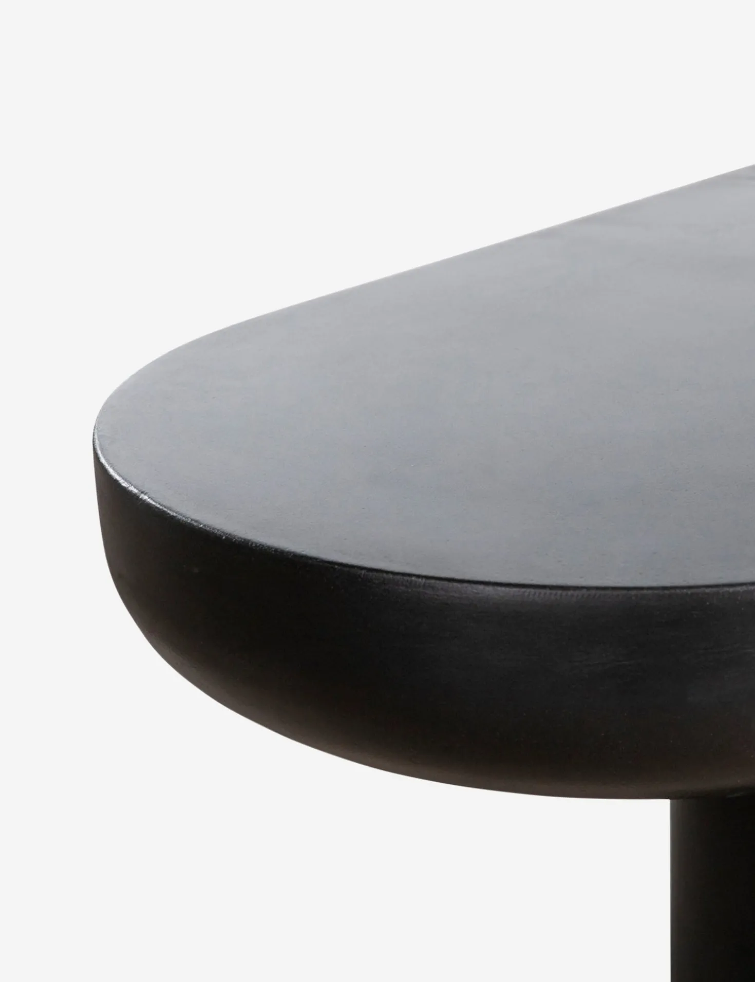 Peagan Indoor / Outdoor Bench