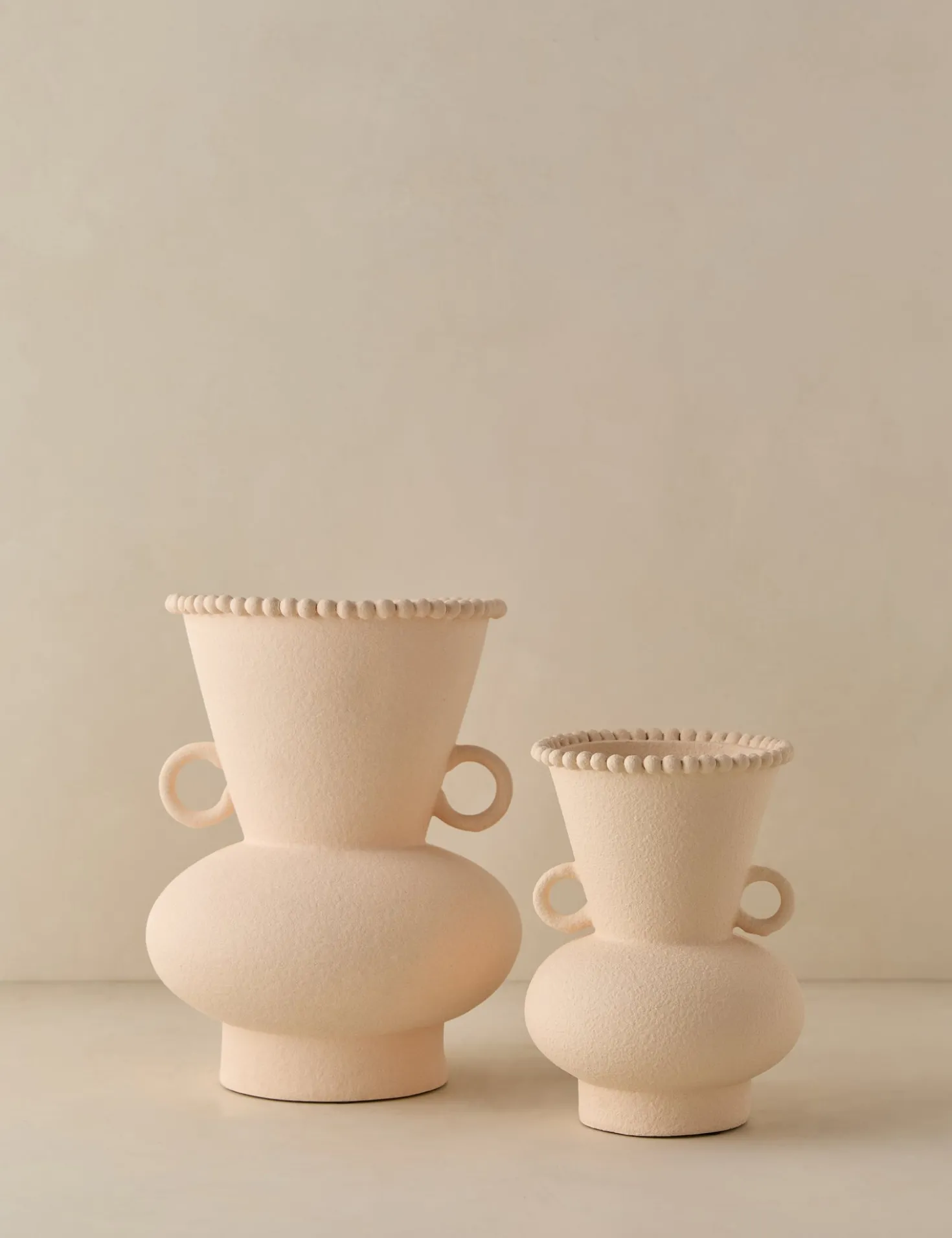 Philia Vase by Aimee Song