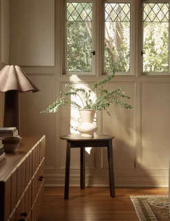 Philia Vase by Aimee Song