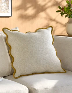 Plaza Pillow