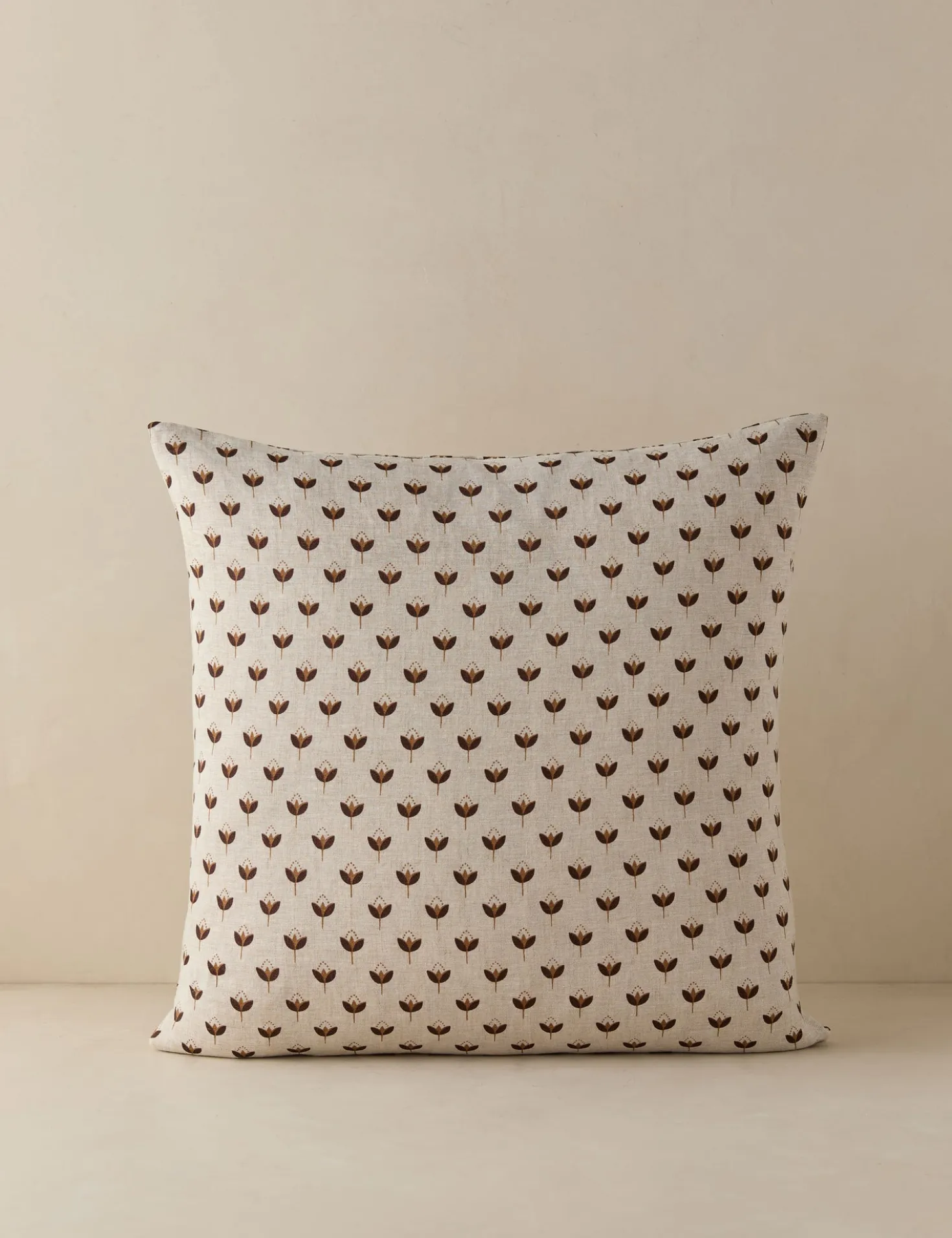 Poiret Linen Pillow