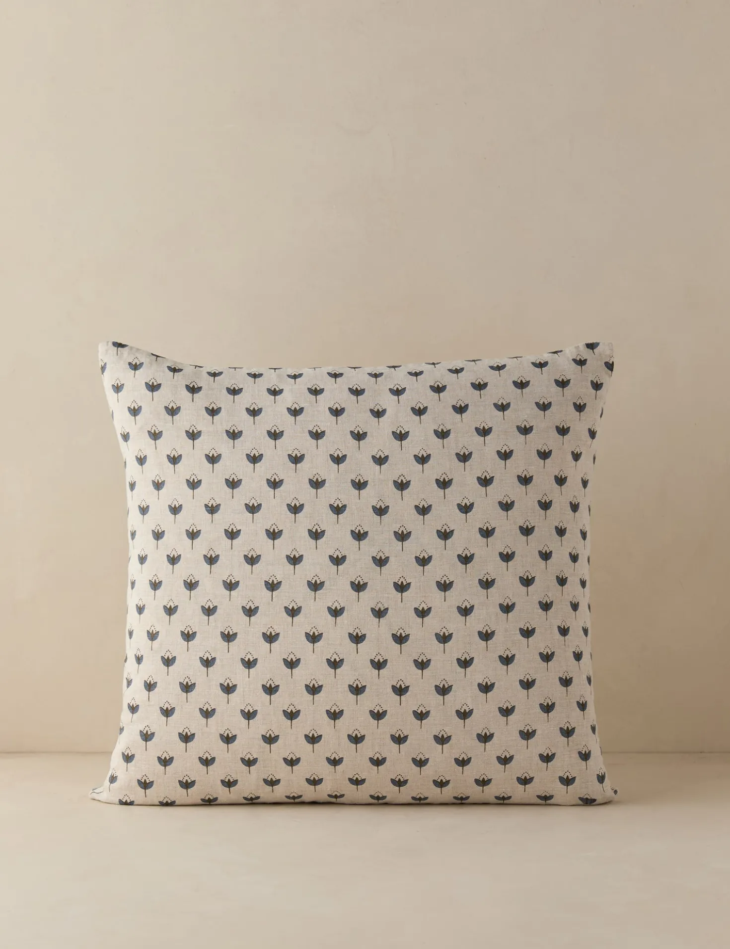 Poiret Linen Pillow