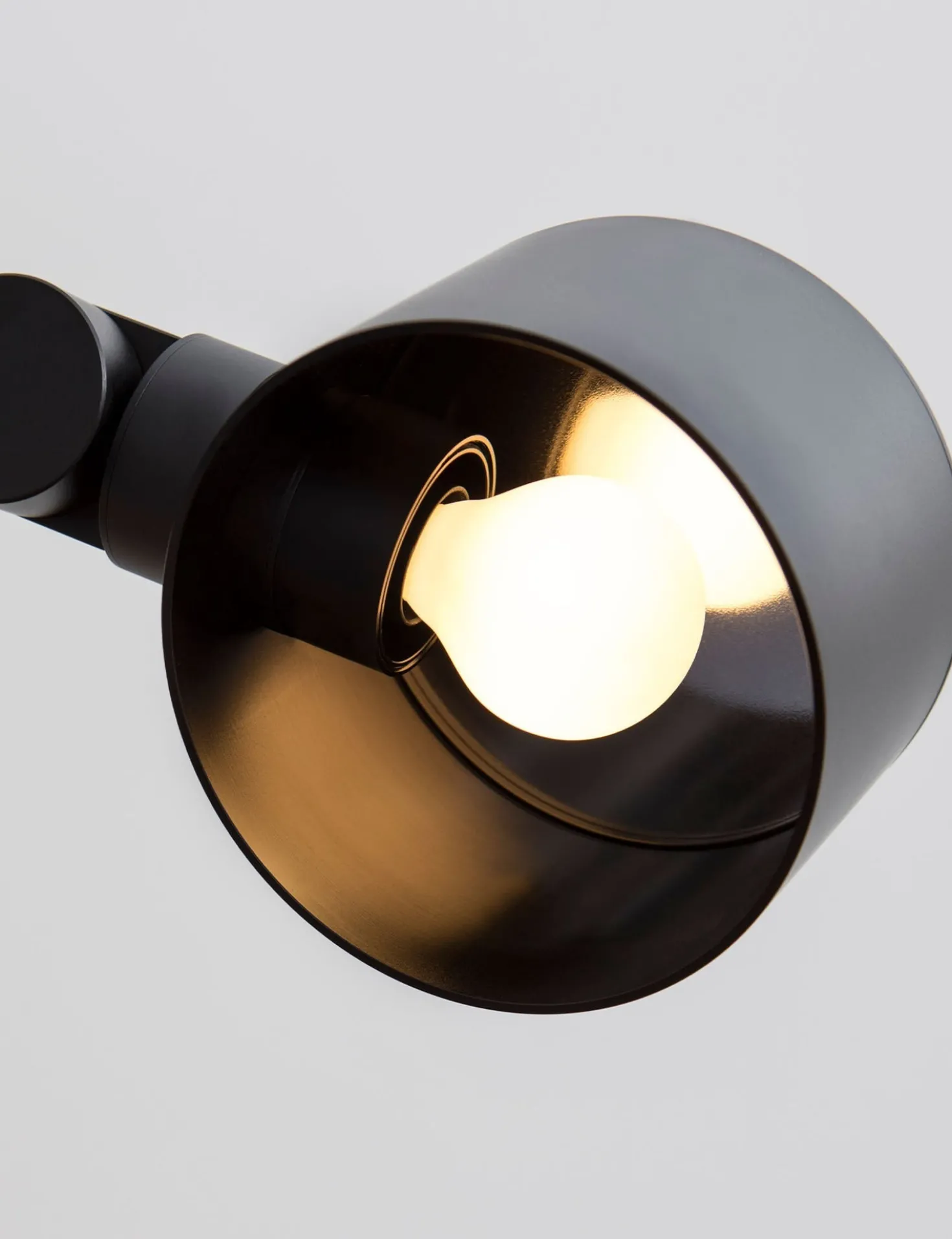Porcelain I 3W LED Bulb (Set of 4) by Tala