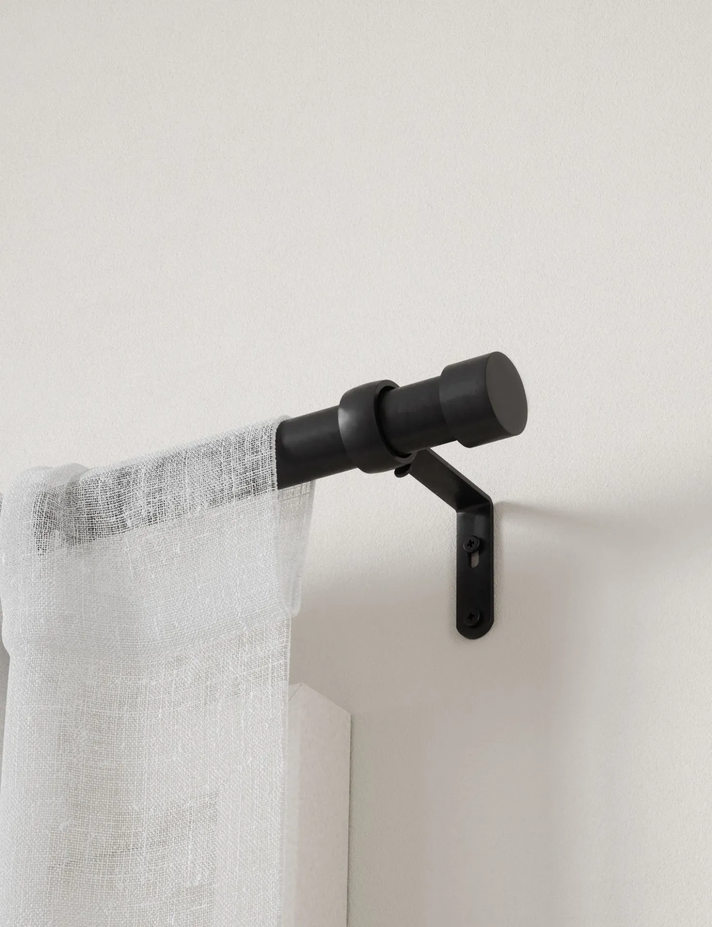 Porta Curtain Rod