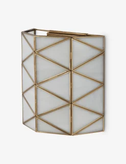 Renelle Sconce
