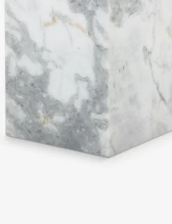 Rialta Plinth