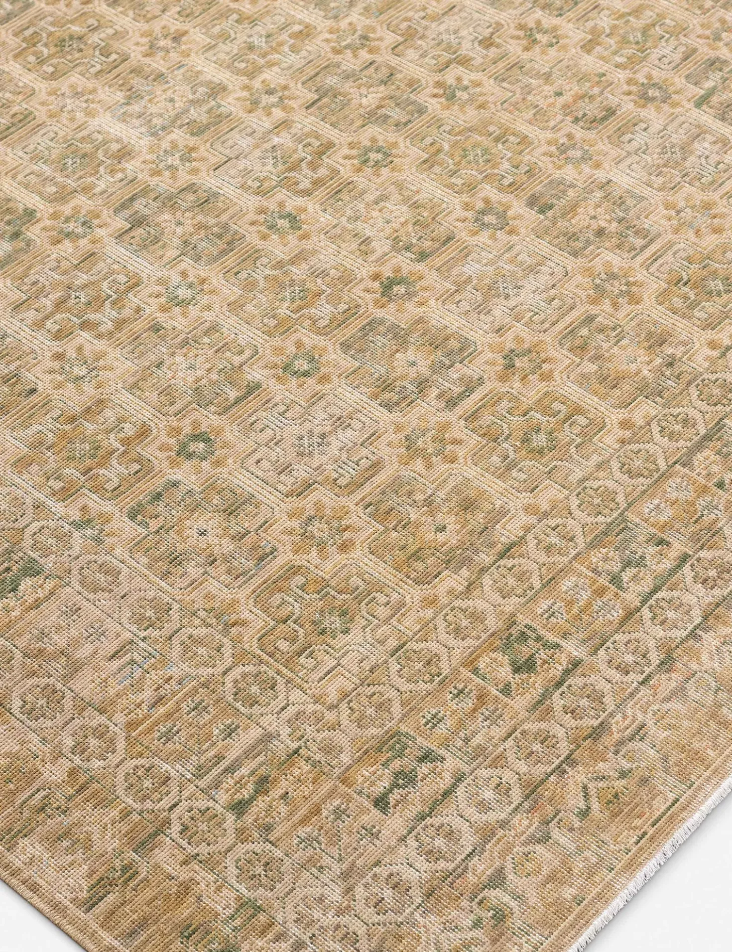 Ricci Handwoven Wool Rug