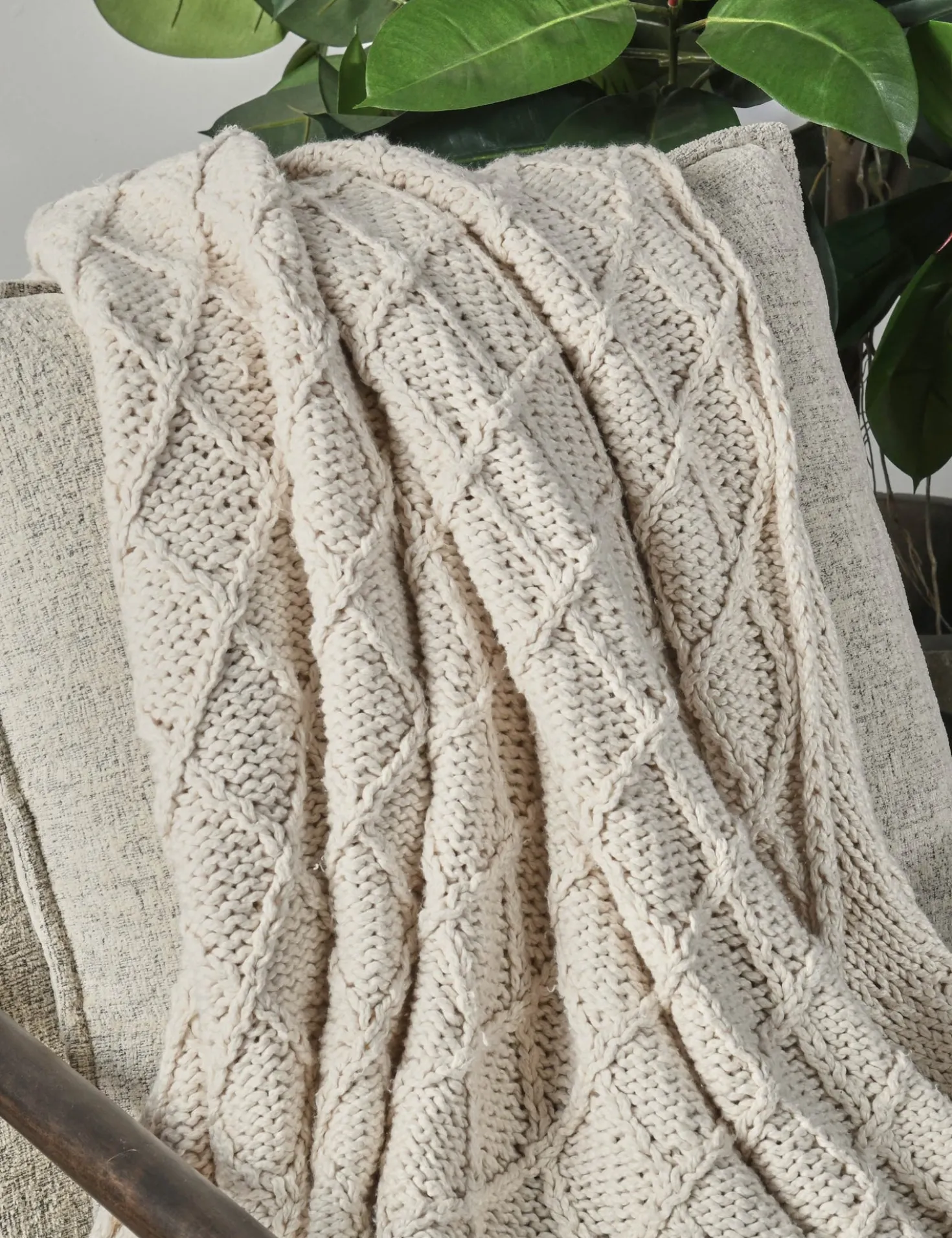 Russi Throw