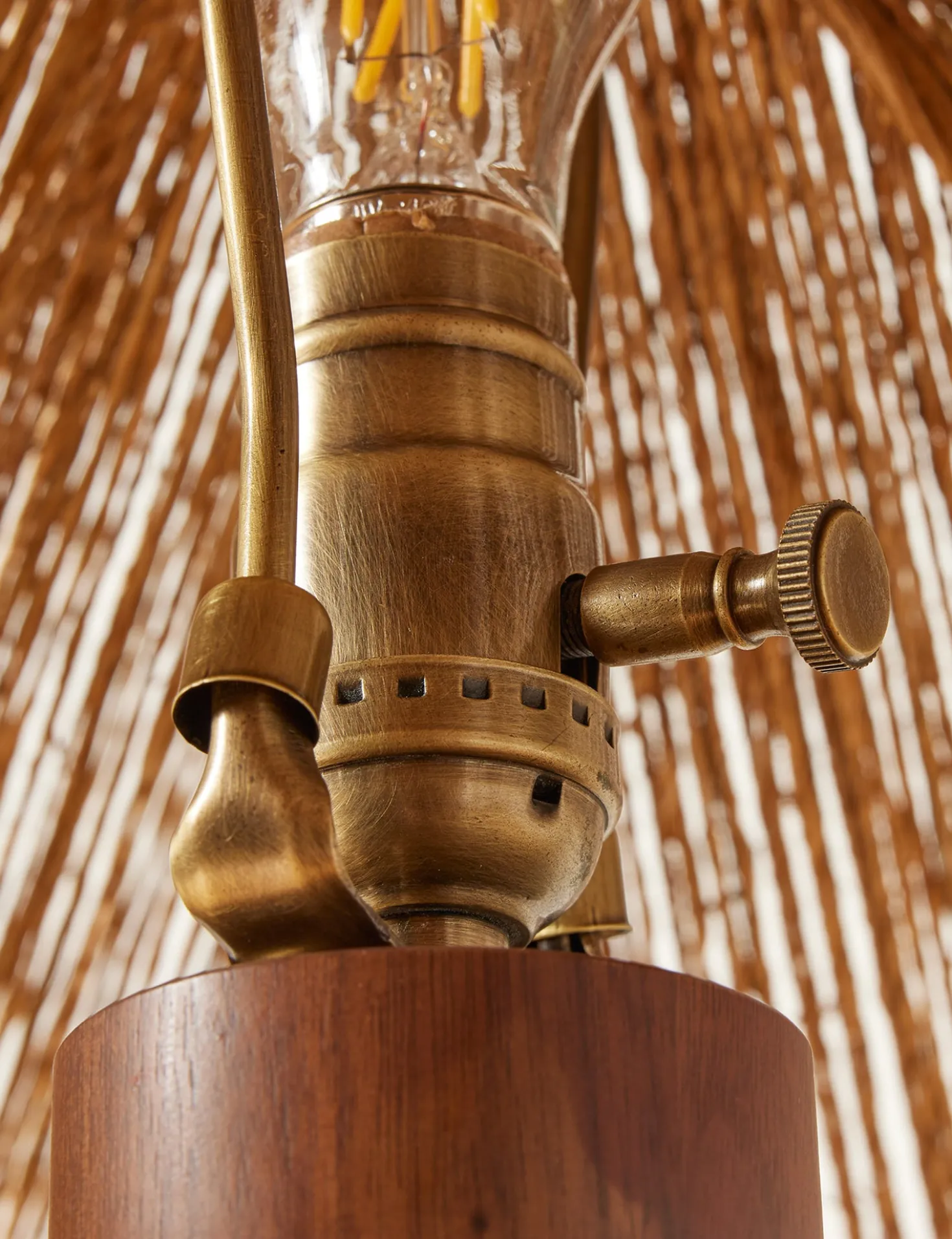 Samina Table Lamp