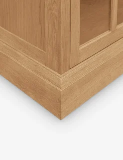 Santos Curio Cabinet