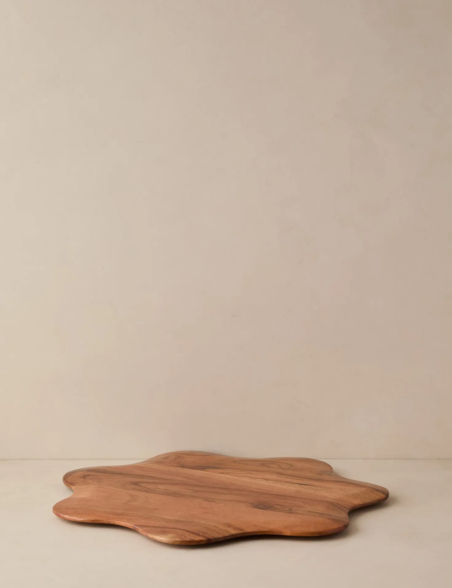 Sari Serving Board by Meso