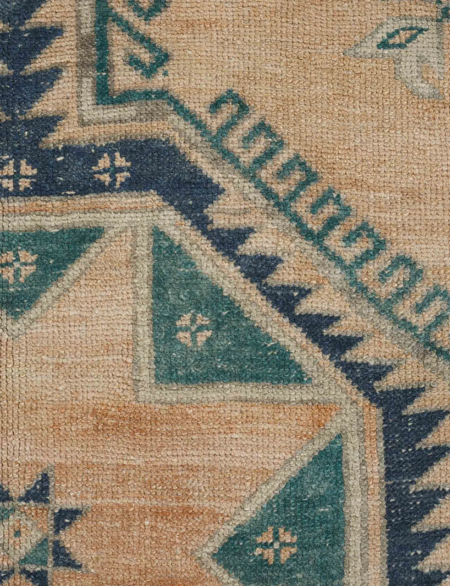 Shai Vintage Runner Rug, 4'6" x 10'3"