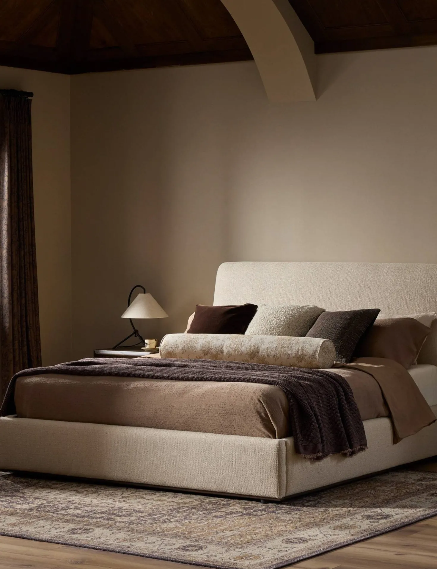Shirin Platform Bed