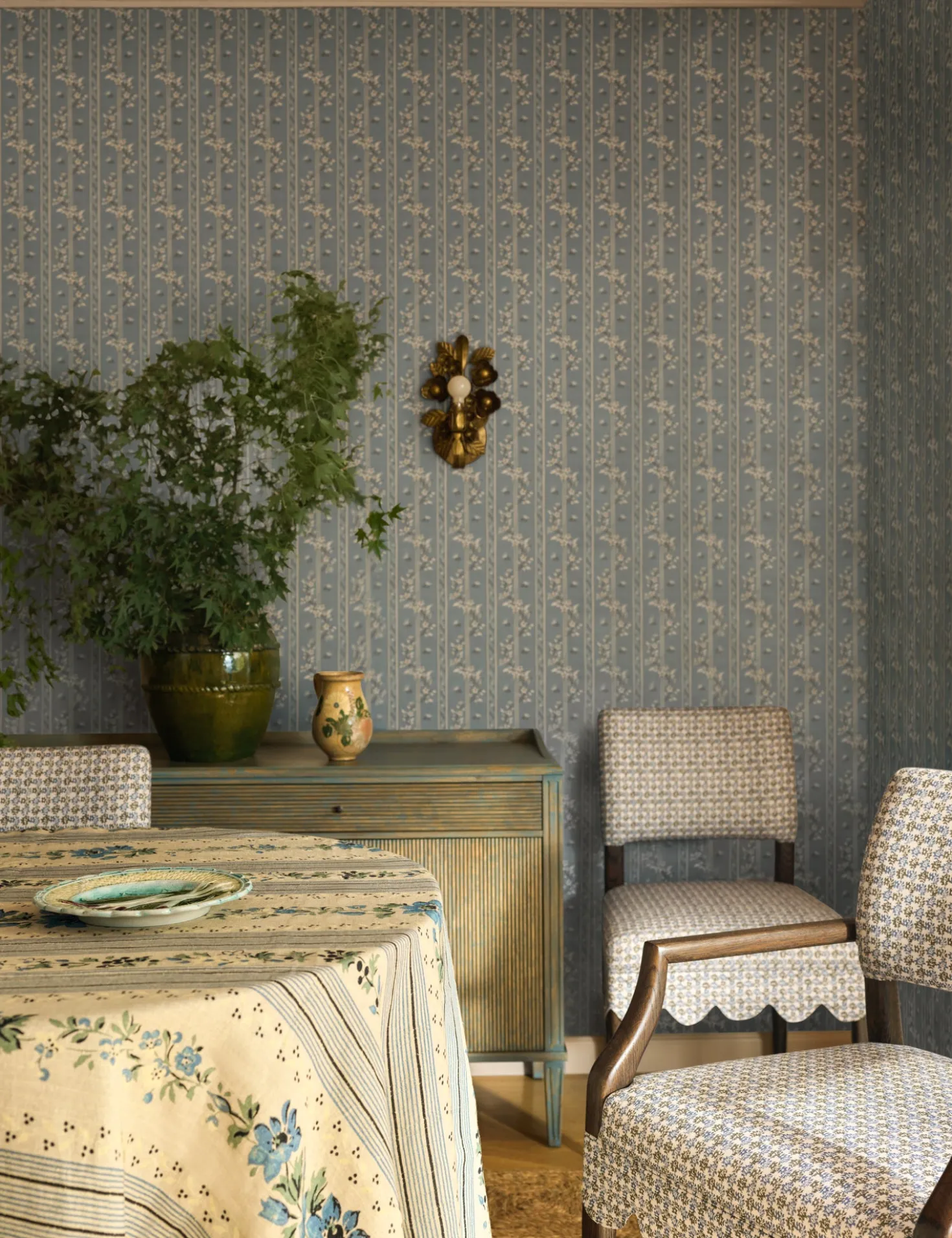 Siena Wallpaper by Heidi Caillier