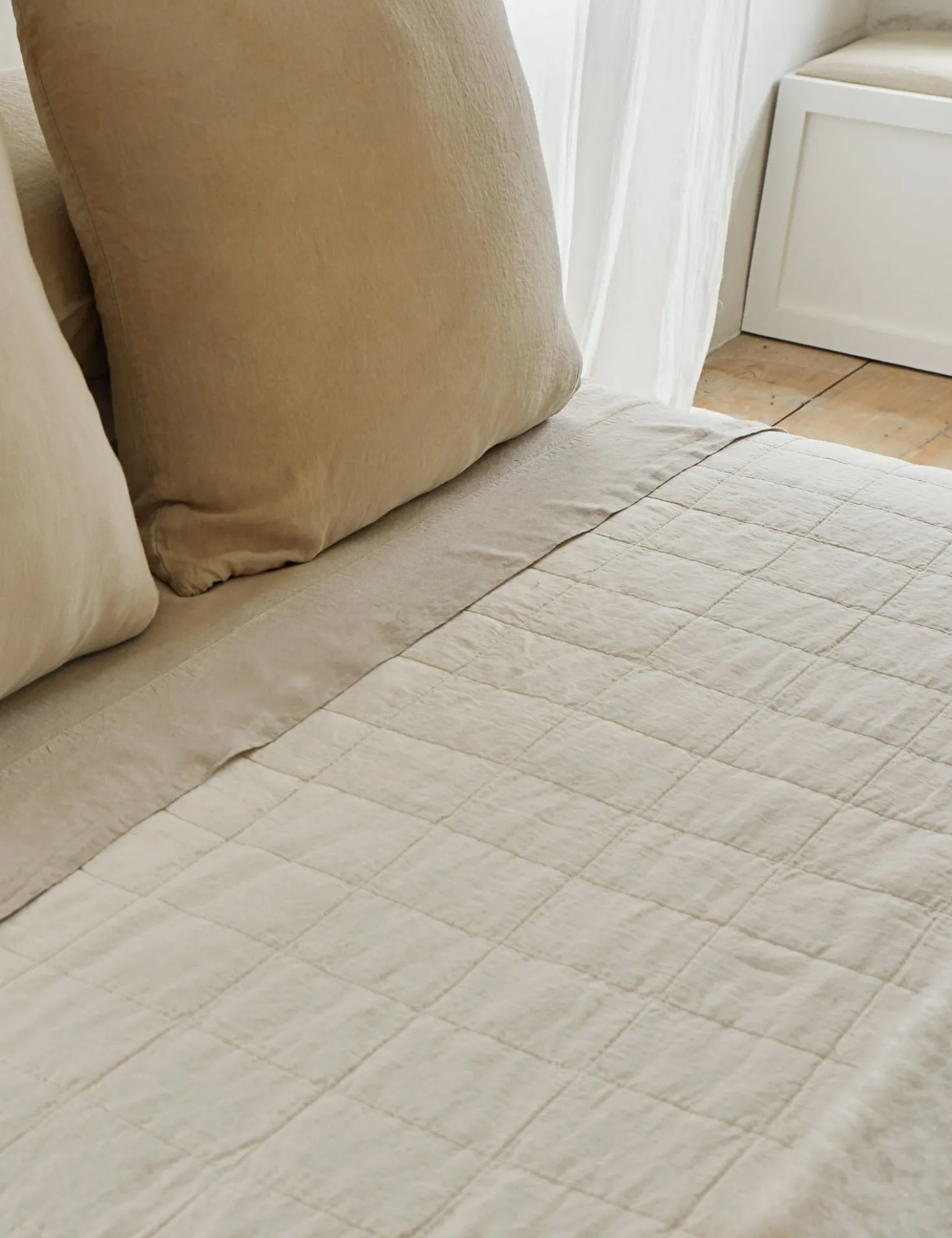 Simple Linen Quilt by Hawkins New York