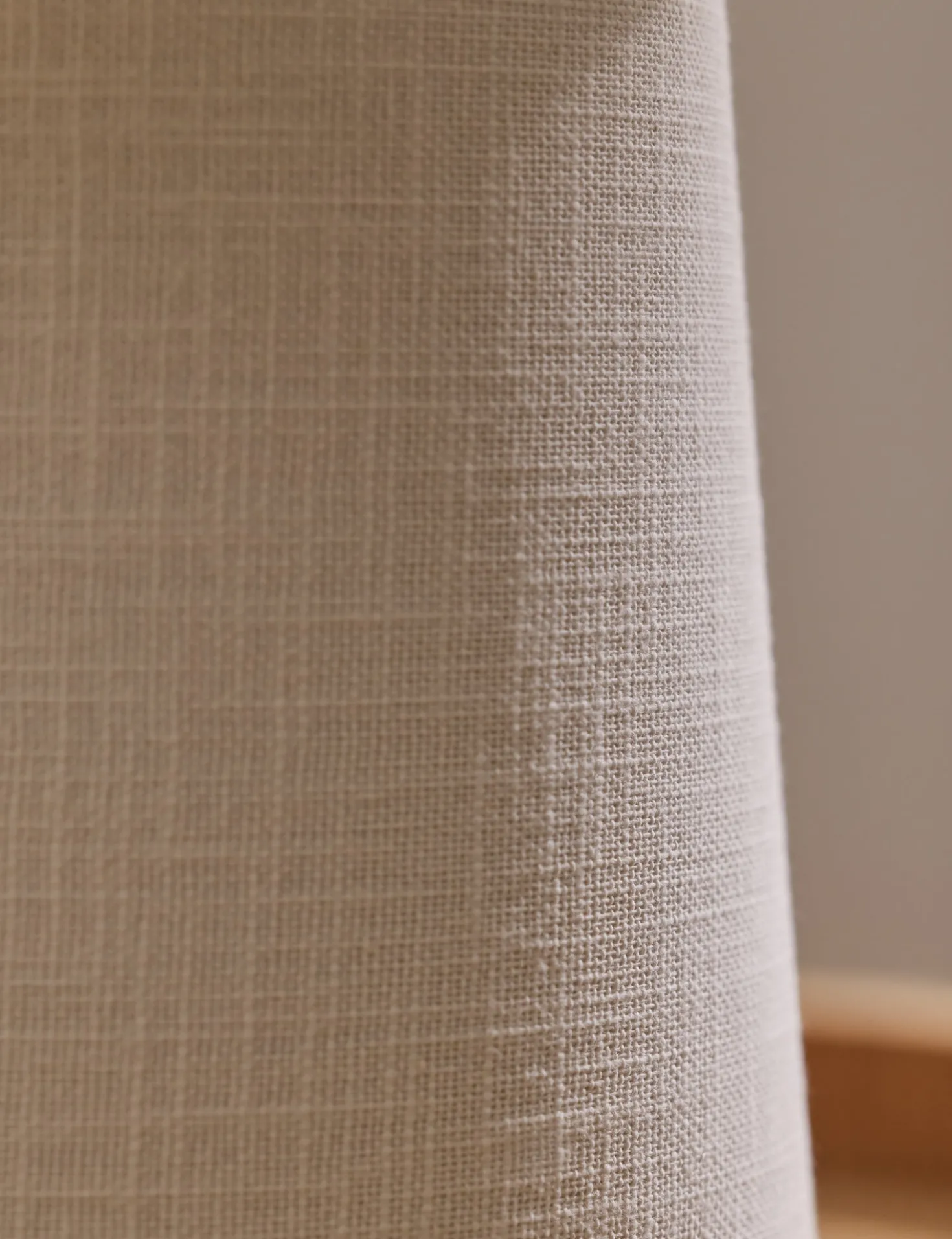 Snoh Table Lamp