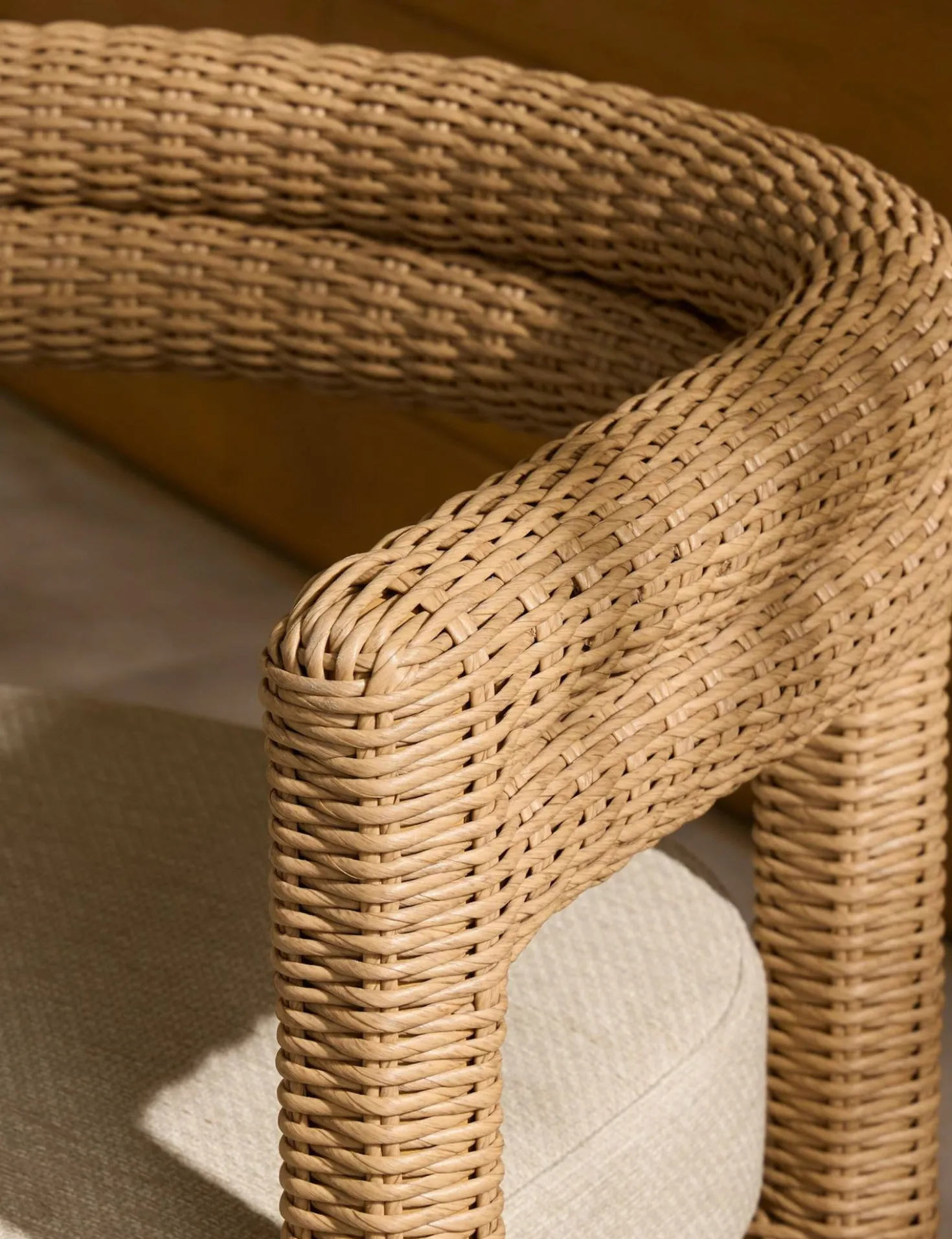 Sola Outdoor Dining Chair
