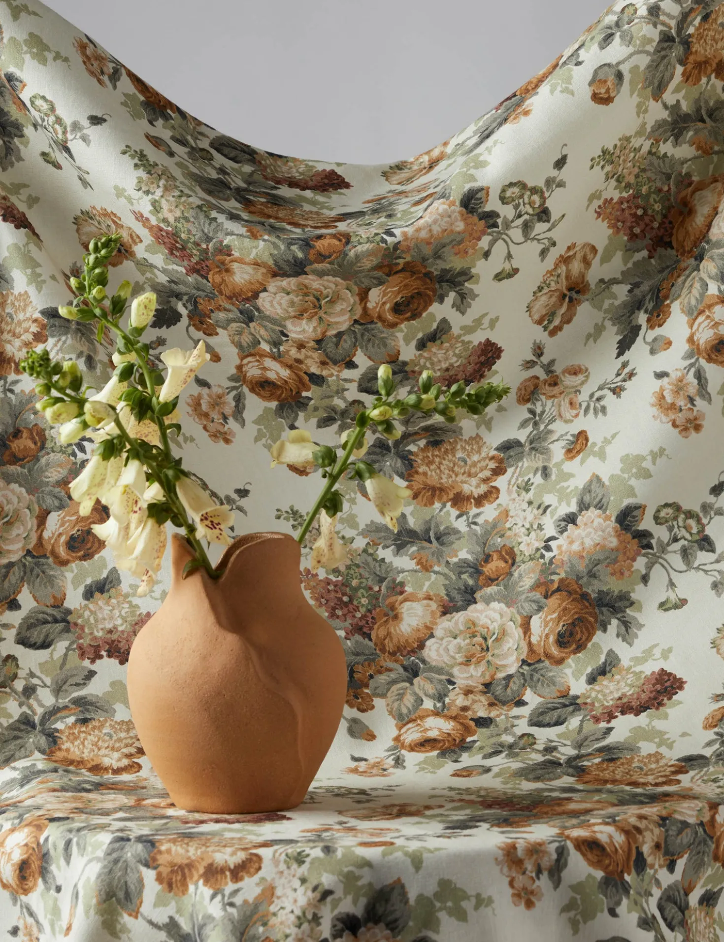 Soter Linen Fabric by Heidi Caillier